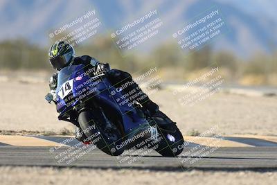 media/Dec-07-2025-CVMA (Sun) [[3e7d2de5dc]]/Race 12- Formula 40 MW and LW/